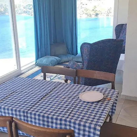 Denize Sifir Mustakil Ev Mazi 172 4 Apartment